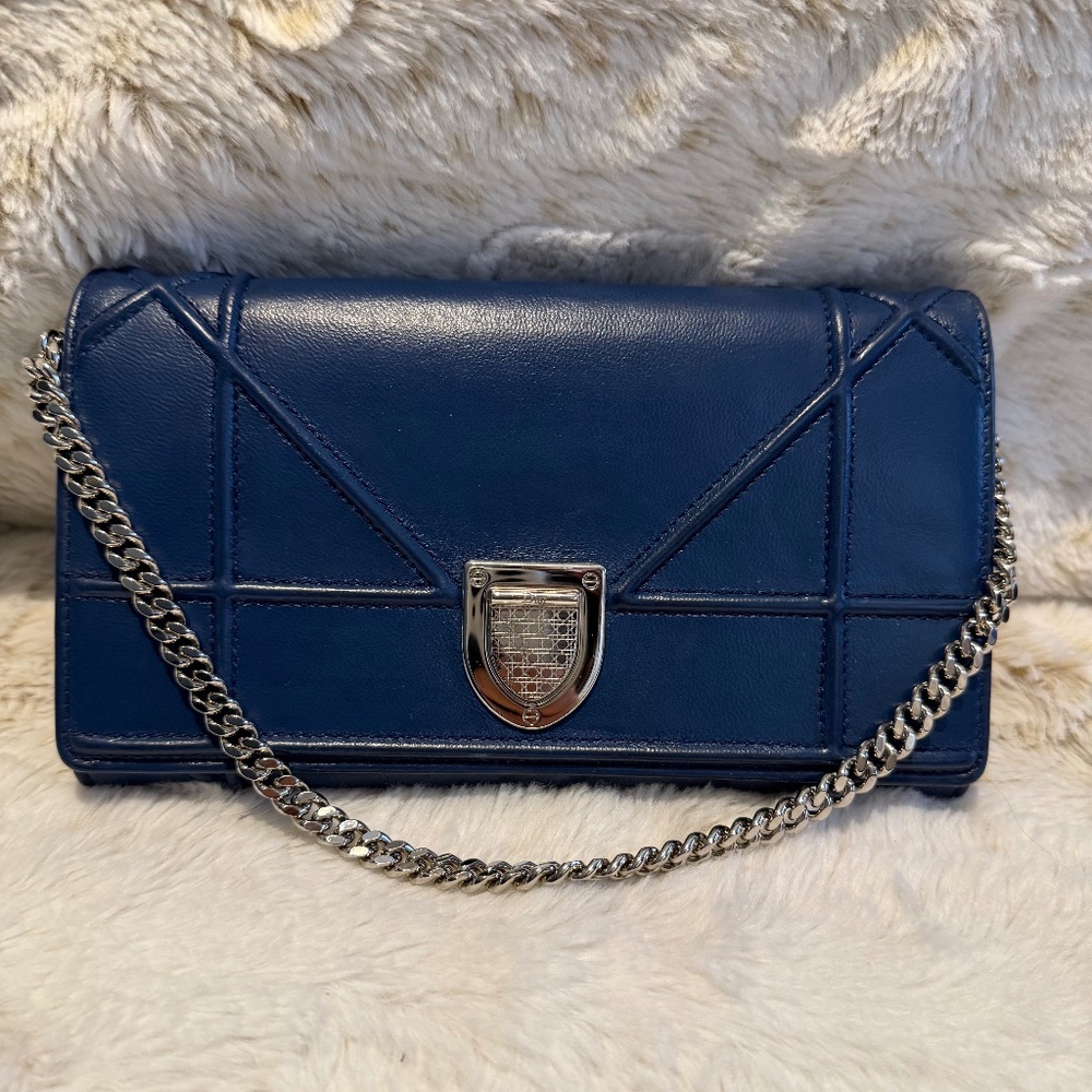 Dior Diorama Wallet On Chain